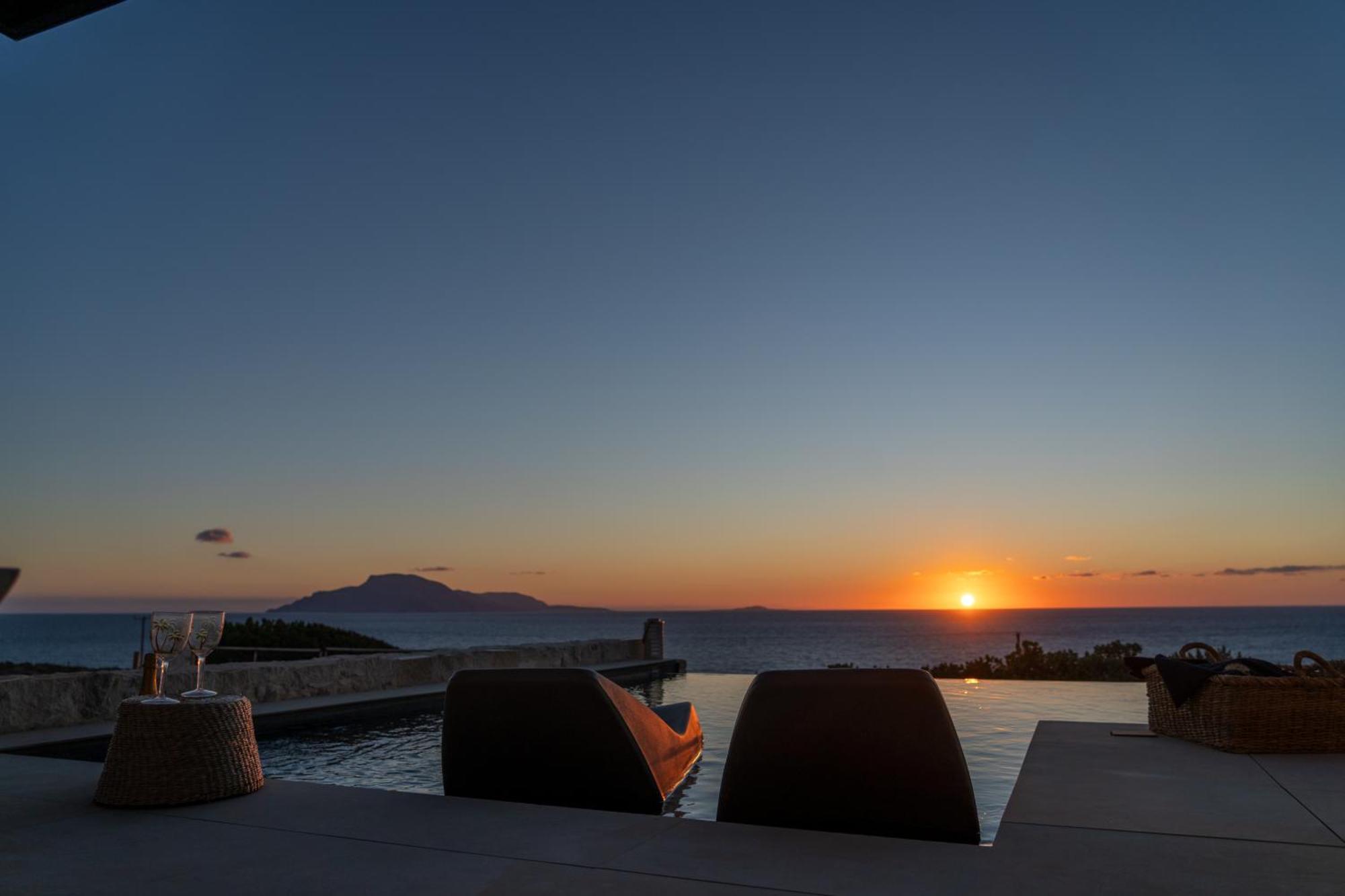 Arpathea Villas Foinikion Exterior photo